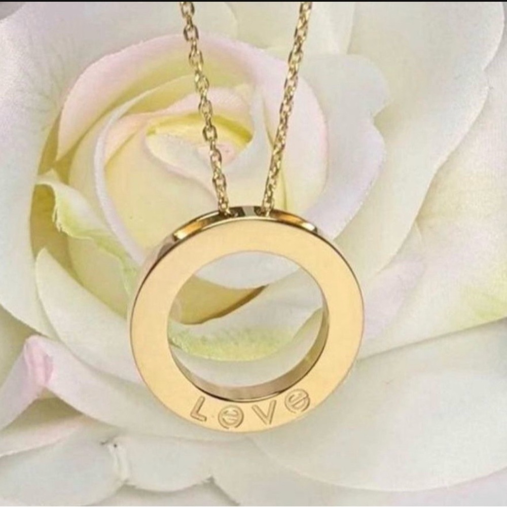 Engraved 750/18k Gold filled Circle Pendant Necklace - Women Jewelry - Picture 3 of 6